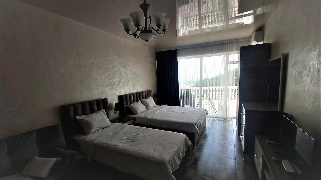 Hotel Zura Palace Kvariati Exterior foto